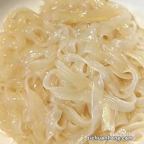 宽粉什么做的