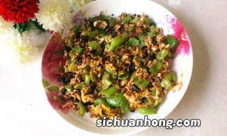 用油怎么下酱豆