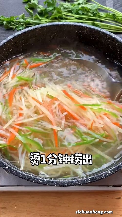 春卷饼包什么酱好吃