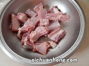 菠箩为什么用盐水泡