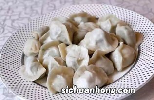 鱼肉包饺子放什么菜配