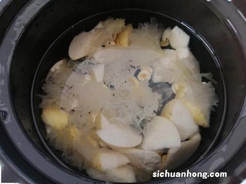 雪梨汤熬多久最好