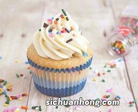 小号杯子蛋糕烤多久