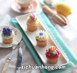 小号杯子蛋糕烤多久