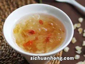 银耳桃胶什么时间吃