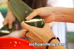 高压锅烧粽子要多久