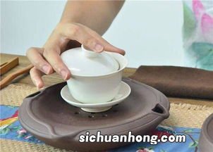 姐妹泡茶选用什么盖碗