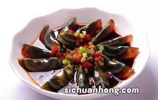 松花蛋为什么要放酱油