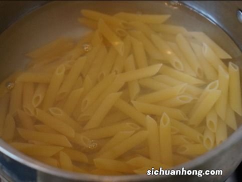 干的通心粉要泡多久