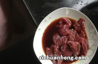 猫饭牛肉蒸多久