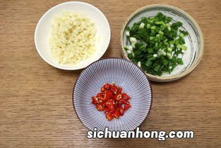 豌豆凉粉吃冷放什么调料才香辣