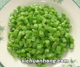 豆角焖熟是什么样的