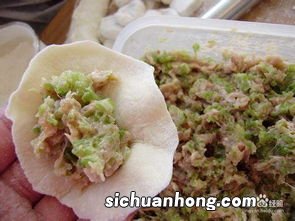 芹菜馅蒸饺蒸多久