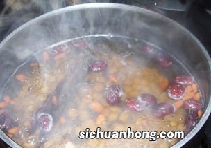 炖红糖水用什么炖