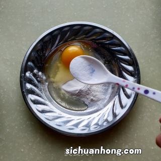 黄鲫子鱼煎鸡蛋怎么做好吃