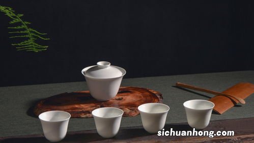 为什么用盖碗泡茶