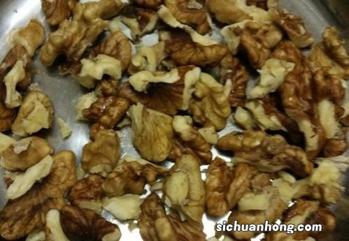 猪腰炖洋参有什么功效