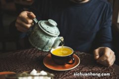 喝茶后多久可以吃饭