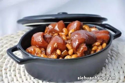 黄豆炖猪蹄熬多久