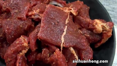 牛肉配什么好吃吗