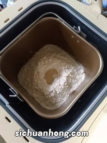 面包机揉面一般多久可以出膜