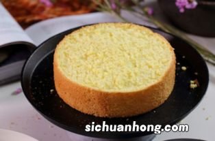 戚风蛋糕蛋黄搅多久