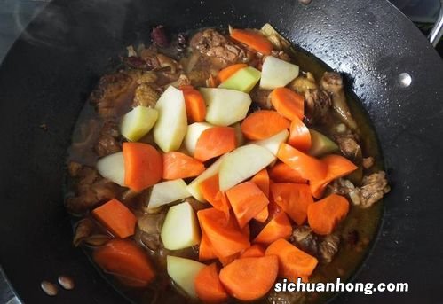 胡萝卜块怎么炖好吃吗