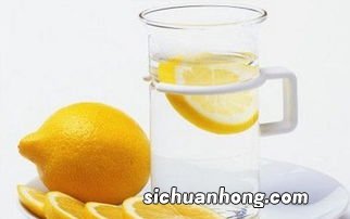 柠檬泡茶有什么功效