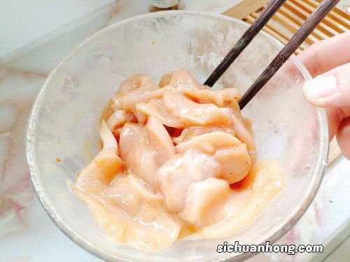 水煮鸡胸脯煮多久嫩