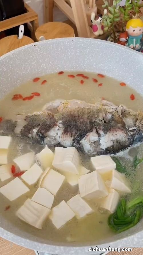 鲫鱼豆腐汤豆腐煮多久