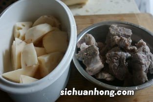 莲藕猪骨汤给什么豆子