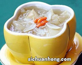 梨煮百合有什么功效与作用是什么意思