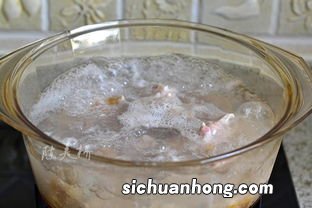 猪脚用电饭锅煮多久