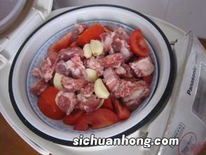 番茄蒸排骨怎么做好吃