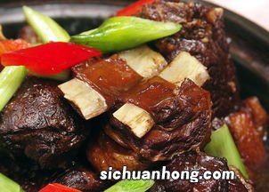 红烧羊肉可以加什么菜