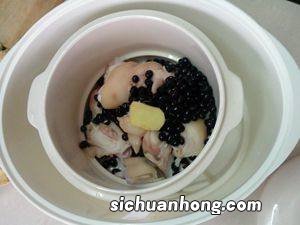 黑豆炖猪蹄有什么营养成分