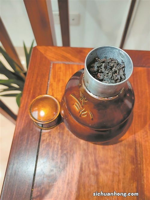 黑茶用什么茶罐保存