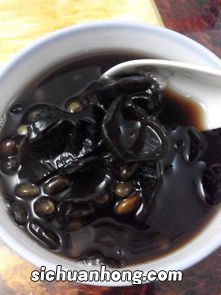 黑豆煲什么糖水最好