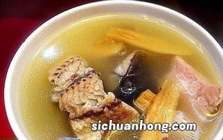 喝完黄鳝汤不能吃什么