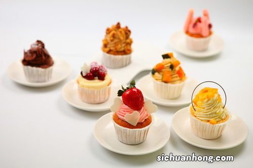 电饭锅制作蛋糕怎么做的