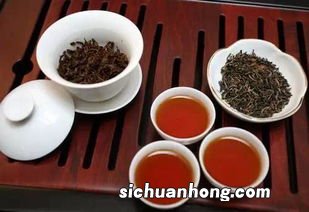 金银花红茶是什么颜色