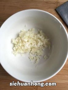 电饭煲怎么蒸鸡胸肉