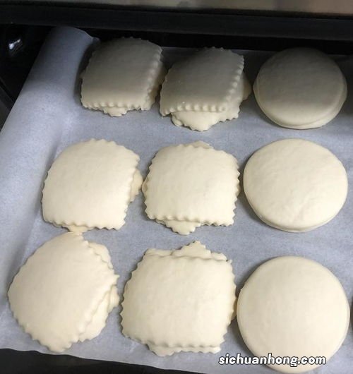 低筋小麦粉怎么做面包