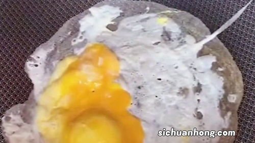 蛋粘锅怎么办