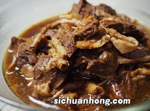 放什么牛肉能炖烂