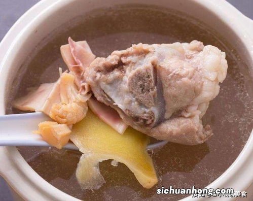 炖排骨用什么炖好吃又营养价值