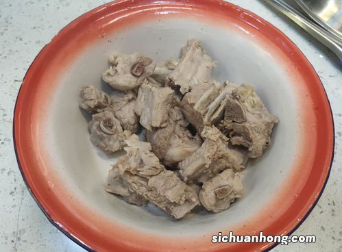 炖排骨放什么不会柴