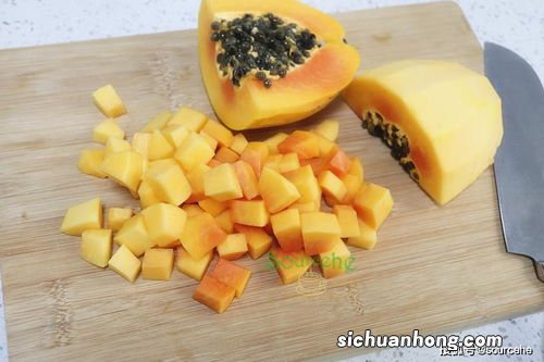 炖木瓜的锅是什么样子的