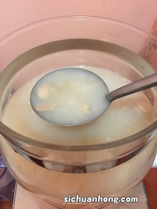 牛奶花生汤大概要煮多久