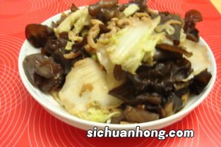 醋溜白菜木耳怎么做